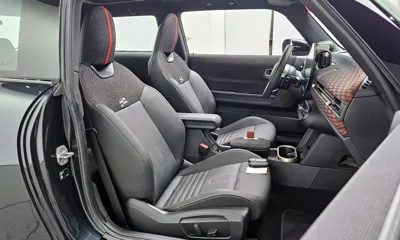 MINI Cooper 2025, 4410 км, за 55500000 KRW - фото 26