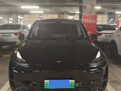 Tesla Model Y 2022, 161000 км, за 123800 CNY - фото 2