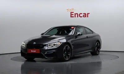 BMW M4 · 2017 год