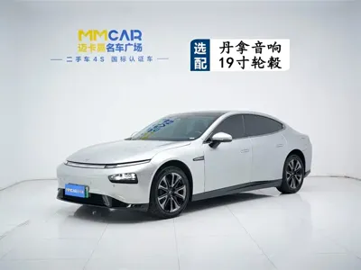 Xpeng P7 · 2022 год
