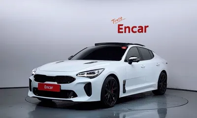 Kia Stinger · 2023 год