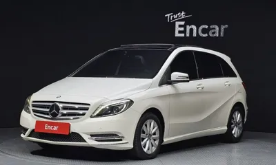 Mercedes-Benz B-Class · 2015 год