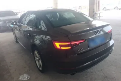 Audi A4L 2017, 88100 км, за 85559.24 CNY