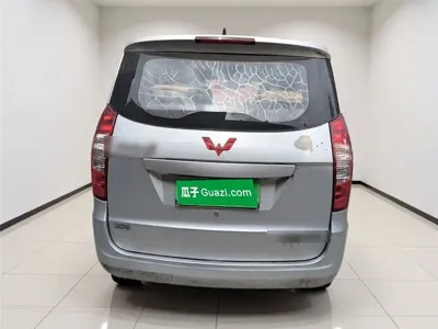 Wuling Hongguang 2014, 63099 км, за 14100 CNY