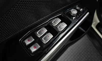 KG_Mobility_Ssangyong TIBOLI 2016, 158061 км, за 5500000 KRW - фото 38