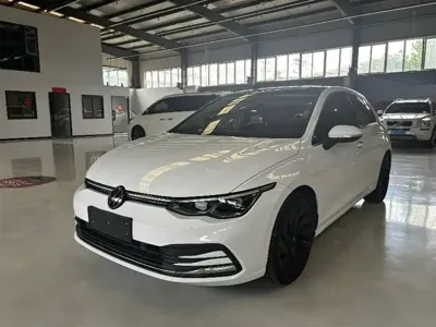 Volkswagen Golf · 2021 год