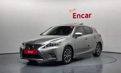 Lexus CT200h · 2019 год