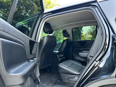 Lincoln Aviator 2021, 130000 км, за 142000 CNY - фото 7