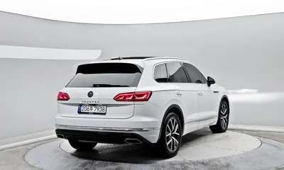 Volkswagen Touareg 2023, 34109 км, за 59900000 KRW
