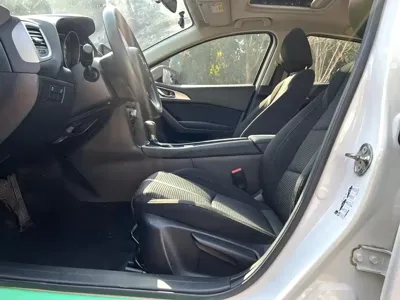 Mazda 3 Axela 2017, 100000 км, за 34900 CNY - фото 7