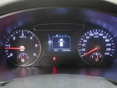 Kia Sorento 2015, 176856 км, за 9500000 KRW - фото 8