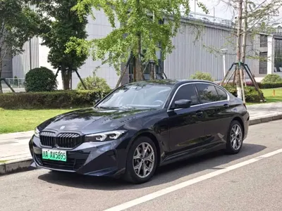 BMW i3 · 2023 год