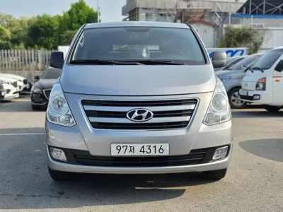 Hyundai Starex 2018, 164870 км, за 9800000 KRW
