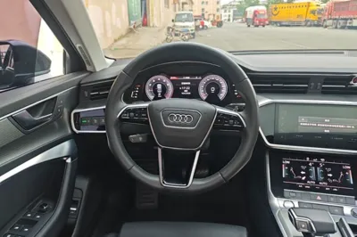 Audi A6L 2019, 106800 км, за 185006.73 CNY - фото 13