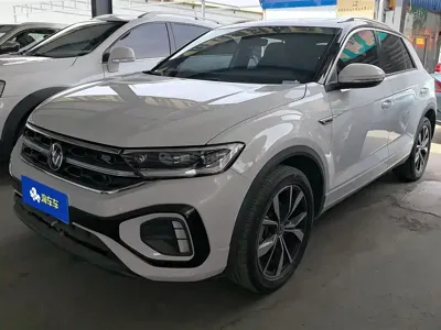 Volkswagen T-Roc · 2024 год
