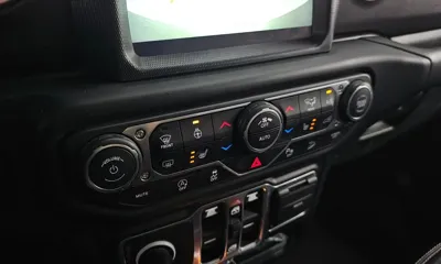 Jeep Wrangler 2018, 402655 км, за 23500000 KRW - фото 17
