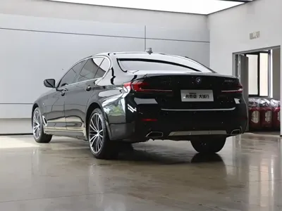 BMW 5 Series 2023, 29000 км, за 245000 CNY - фото 32
