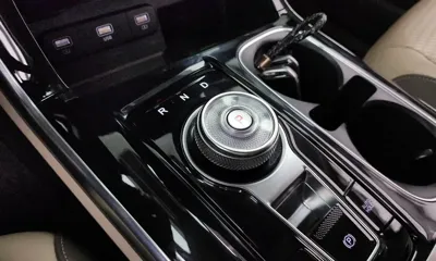 Kia Canival 2022, 93101 км, за 24590000 KRW - фото 9