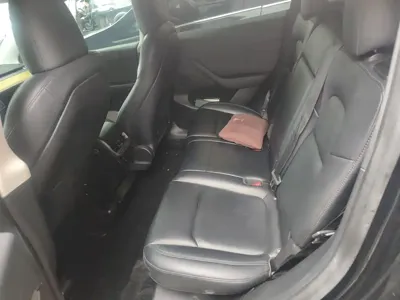 Tesla Model Y 2023, 70000 км, за 160000 CNY - фото 10