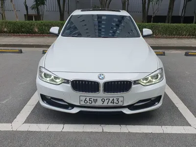 BMW 3-Series · 2013 год