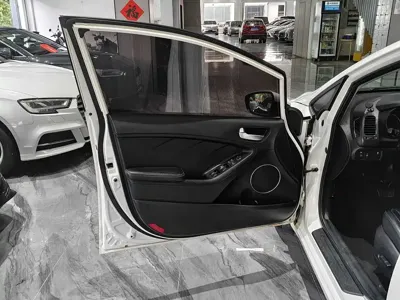 Kia K3 2017, 119000 км, за 39100 CNY - фото 9
