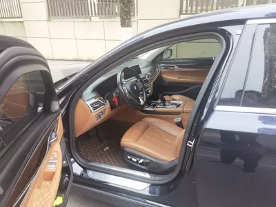 BMW 7 Series 2019, 112700 км, за 302769.71 CNY - фото 17