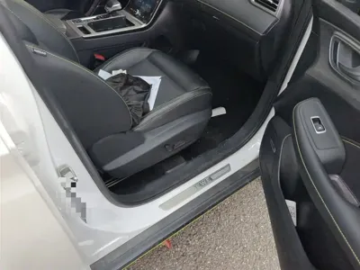 Roewe RX5 New Energy 2021, 84200 км, за 42300 CNY - фото 21