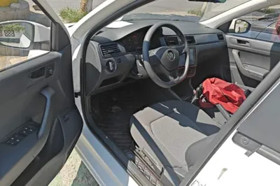 Volkswagen Santana 2016, 82000 км, за 38354.14 CNY - фото 18