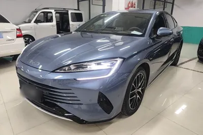 BYD Seal 07 DM-i · 2025 год