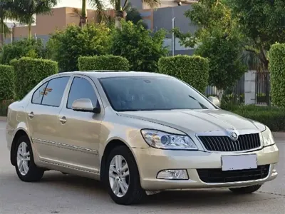 Skoda Octavia 2014, 130000 км, за 16800 CNY - фото 3