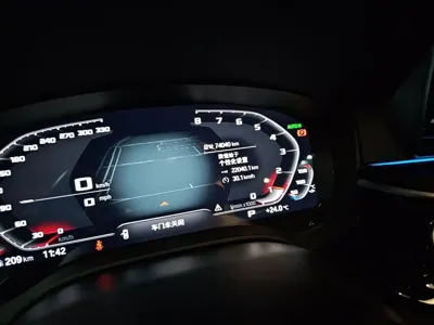 BMW 5 Series 2020, 74000 км, за 174100 CNY - фото 8