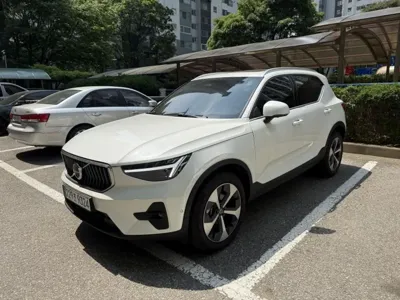 Volvo XC40 2024, 11227 км, за 42370000 KRW