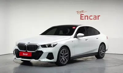 BMW 5-Series · 2024 год