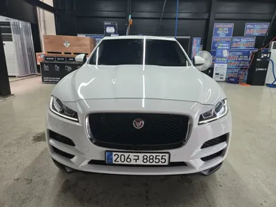 Jaguar F-Pace · 2018 год