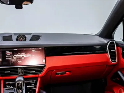 Porsche Cayenne 2020, 51800 км, за 488000 CNY - фото 33