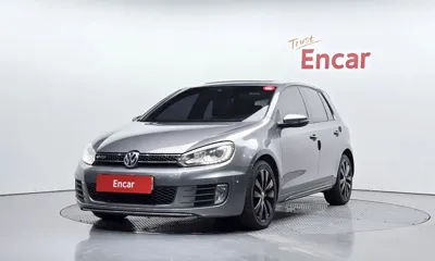 Volkswagen Golf · 2011 год