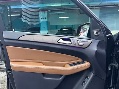 Mercedes-Benz GLS 2018, 230000 км, за 258000 CNY - фото 11