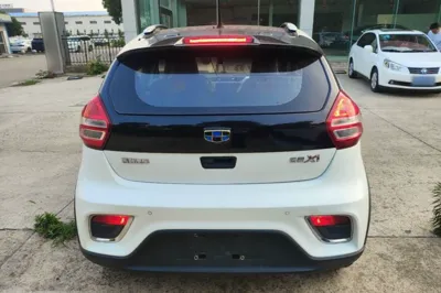 Geely Auto Vision X1 2017, 47100 км, за 33255.67 CNY - фото 5