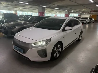 Hyundai Ioniq · 2018 год