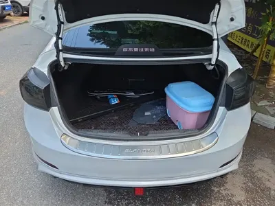 Hyundai Elantra Langdong 2015, 133300 км, за 28500 CNY