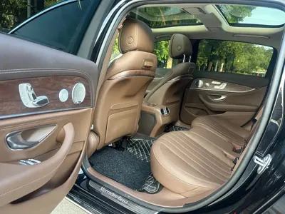 Mercedes-Benz E-Class 2020, 70000 км, за 218800 CNY - фото 11