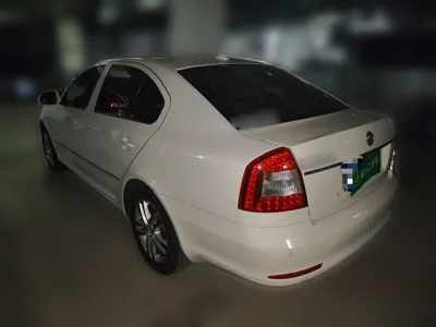 Skoda Octavia 2014, 60400 км, за 22283.74 CNY