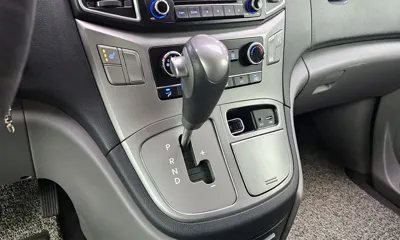 Hyundai Starex 2016, 199447 км, за 7600000 KRW - фото 9