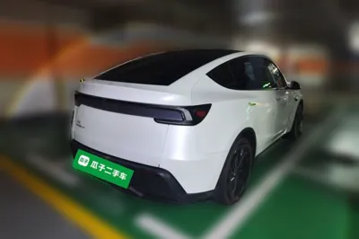 Tesla Model Y 2025, 5100 км, за 293521.22 CNY - фото 6