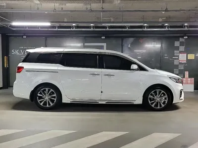 Kia Canival 2019, 132127 км, за 15600000 KRW - фото 3