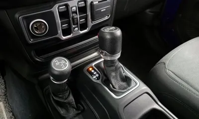 Jeep Wrangler 2018, 109968 км, за 26790000 KRW - фото 9
