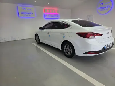 Hyundai Avante 2019, 267389 км, за 6500000 KRW - фото 6