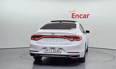 Hyundai Grandeur 2018, 106206 км, за 13900000 KRW