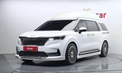 Kia Canival · 2023 год
