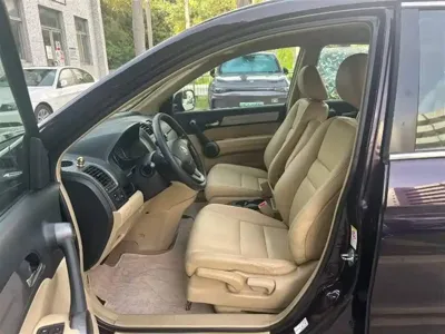 Honda CR-V 2010, 180000 км, за 16800 CNY